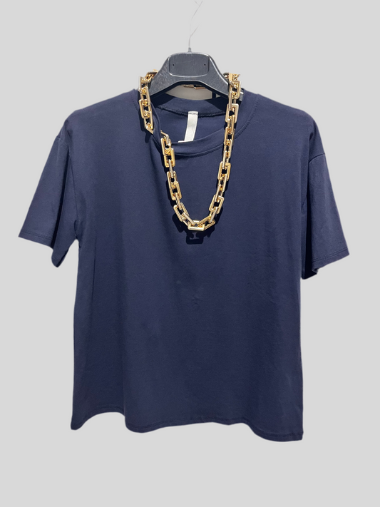 T-shirt con catena